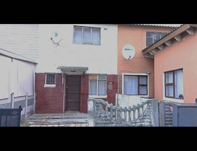 3 BEDROOM HOUSE FOR SALE IN LOTUS RIVER